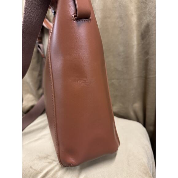 Everlane the Form Bag Crossbody Adjustable Tan - Picture 4 of 14